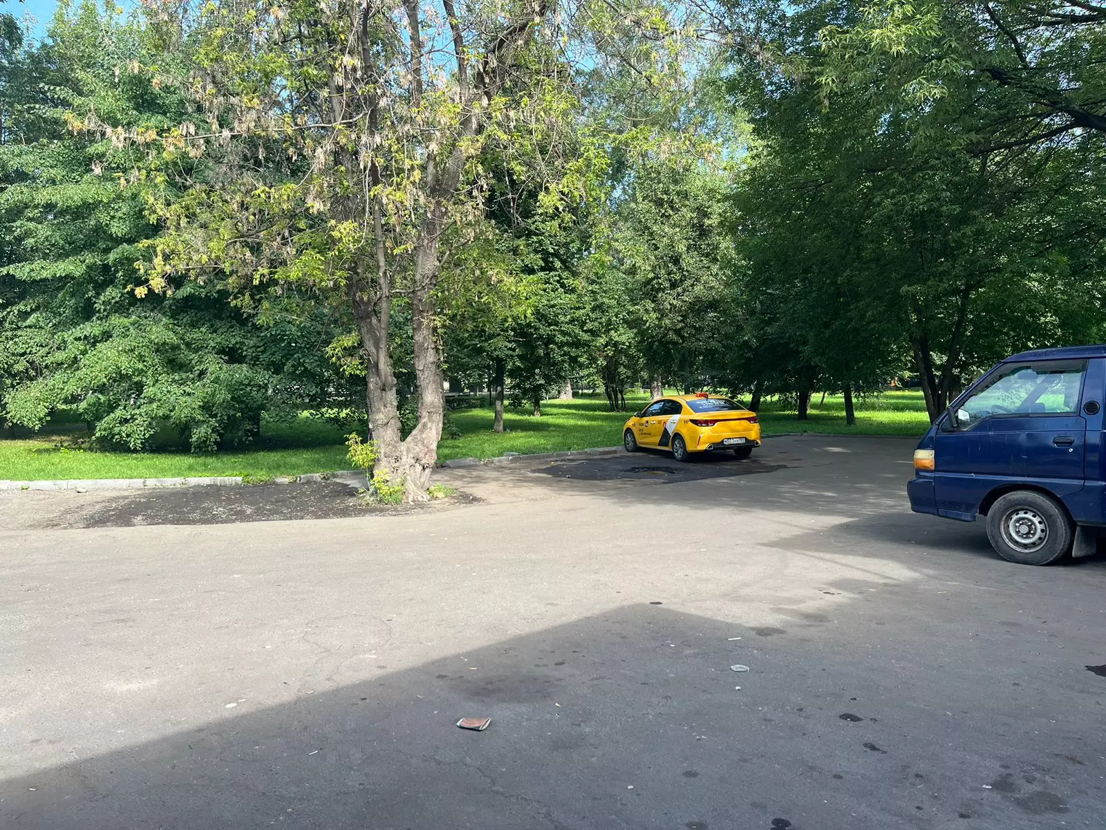 Парковка клиники, фото 4